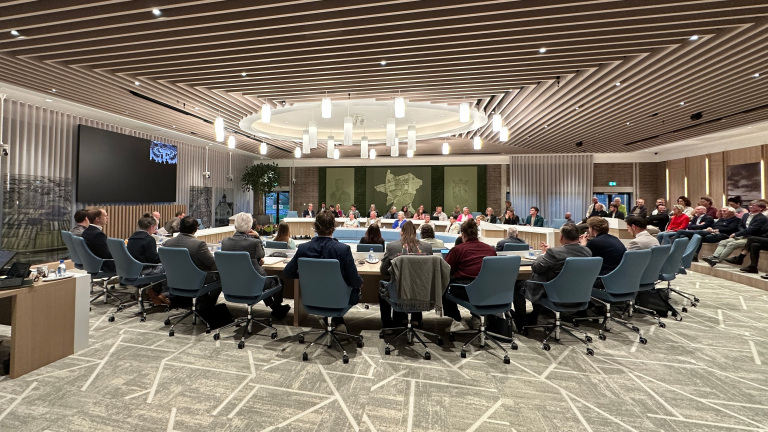 Laatste avond van Dijk en Waards’ eerste raad: tussen afscheid en vooruitkijken