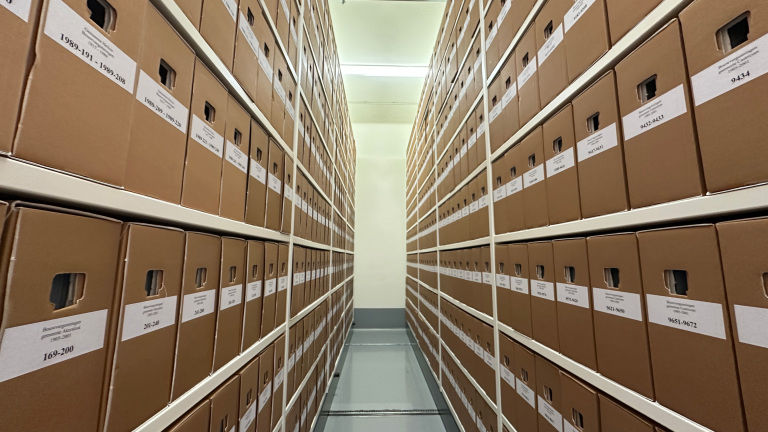 Gegevens van Heerhugowaarders en Langedijkers op site archief: “Wees voorzichtig”