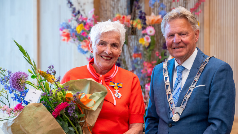 Oud-burgemeester Hetty Hafkamp ontvangt alsnog koninklijke onderscheiding