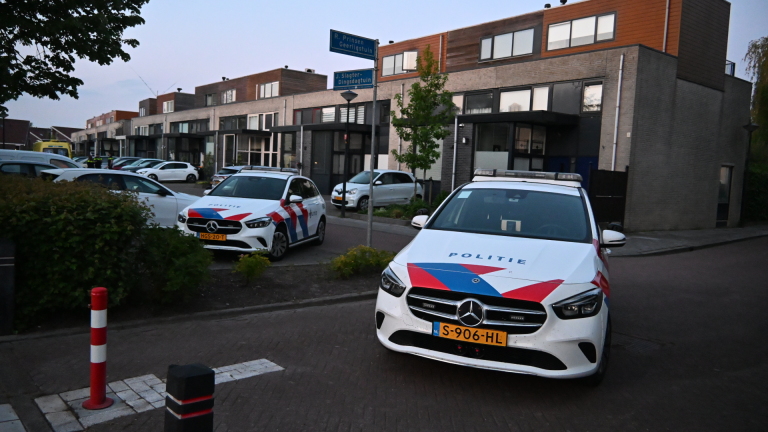 Gewonde bij steekpartij aan Reina Prinsen Geerligstuin in Heerhugowaard