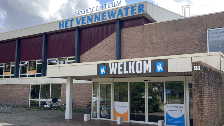 Situatie nijpend: zomeropvang voor 100 asielzoekers in sporthal Het Vennewater