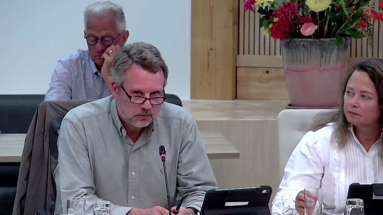 Rob van Wingerden verlaat Ons Dorp en gaat zelfstandig verder in Bergense raad