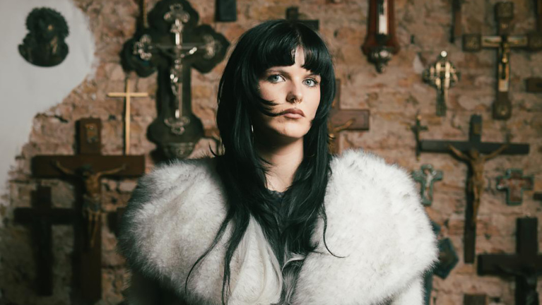 Alkmaarse singer-songwriter Emily Wareing in de Kapelkerk 🗓