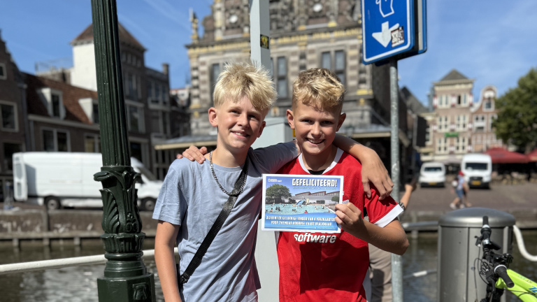 Slimme speurders vinden kaartjes voor zwembad Hoornse Vaart steeds sneller