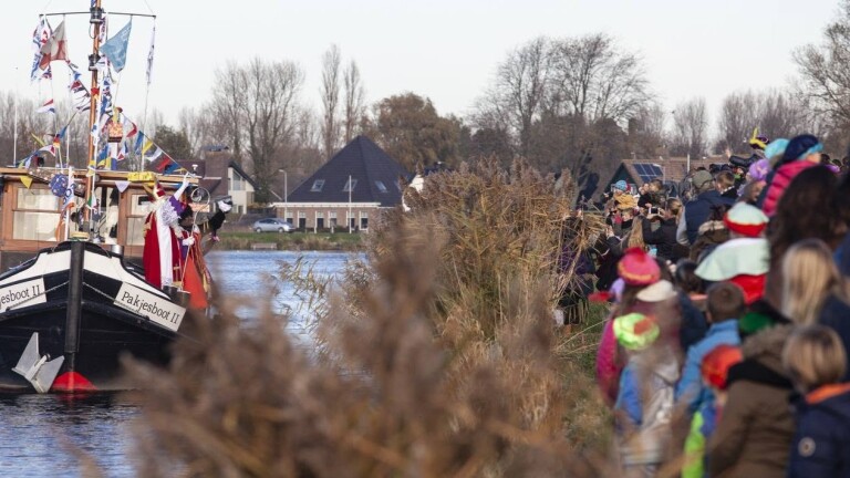 ‘Meer uitzoekwerk’: sinterklaasintocht Koedijk zorgt voor hoofdbrekens