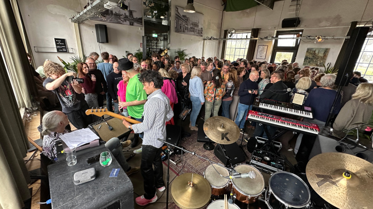 Ten Westen brengt ode aan Kim Wilde en Blondie! 🗓