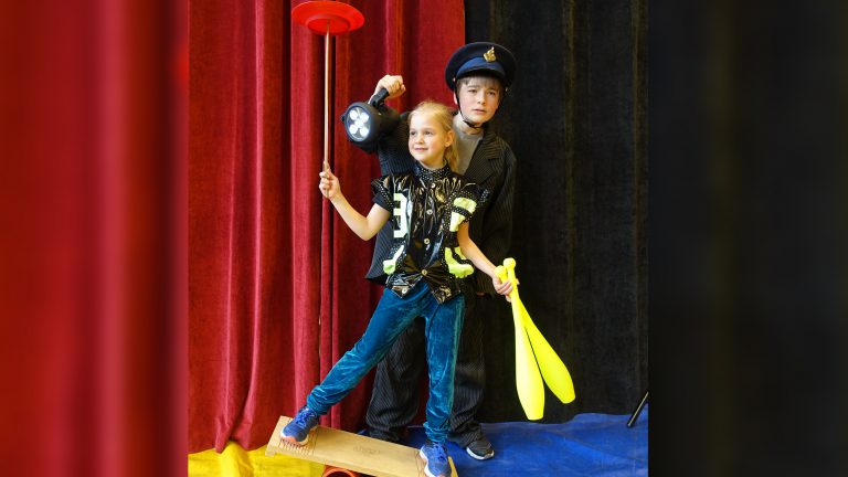 Circusschool Tefredo presenteert voorstelling 'Nacht in het Museum'
