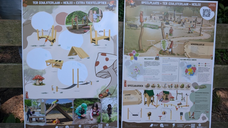 Twee informatieposters over de speeltuin Ter Coulsterlaan in Heiloo met illustraties van speeltoestellen en speelplekken.