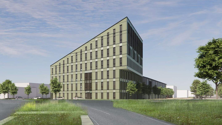 Architectuurvisualisatie van modern kantoorgebouw met schuine kap, groene gevelpanelen en bomen langs de weg
