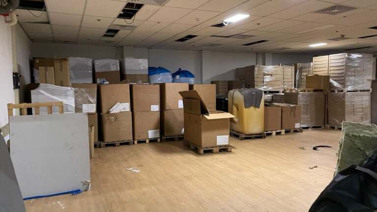 Illegale sigarettenfabriek ontdekt in Heerhugowaard: negen arrestaties