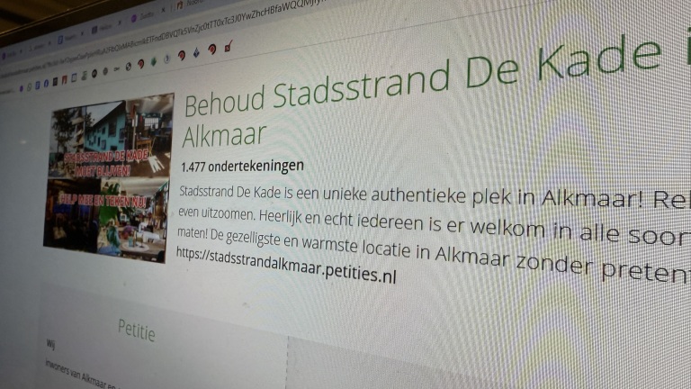 Spontane petitie om Stadsstrand de Kade te redden slaat aan: “Deze vibe heeft Alkmaar nodig”