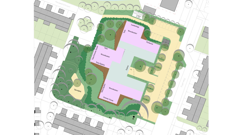 Plattegrond van een gebouwcomplex met aangelegde tuinen, speelplekken en parkeerplaatsen, tussen de straten Houweelstraat en Eggerweg. Verschillende zones zijn gemarkeerd voor woonkamers en groene ruimtes.