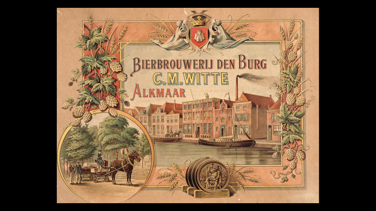 Affiche van Bierbrouwerij Den Burg C.M. Witte Alkmaar met illustraties van hop, gebouwen aan een kanaal, een paard en wagen, en een biervat.