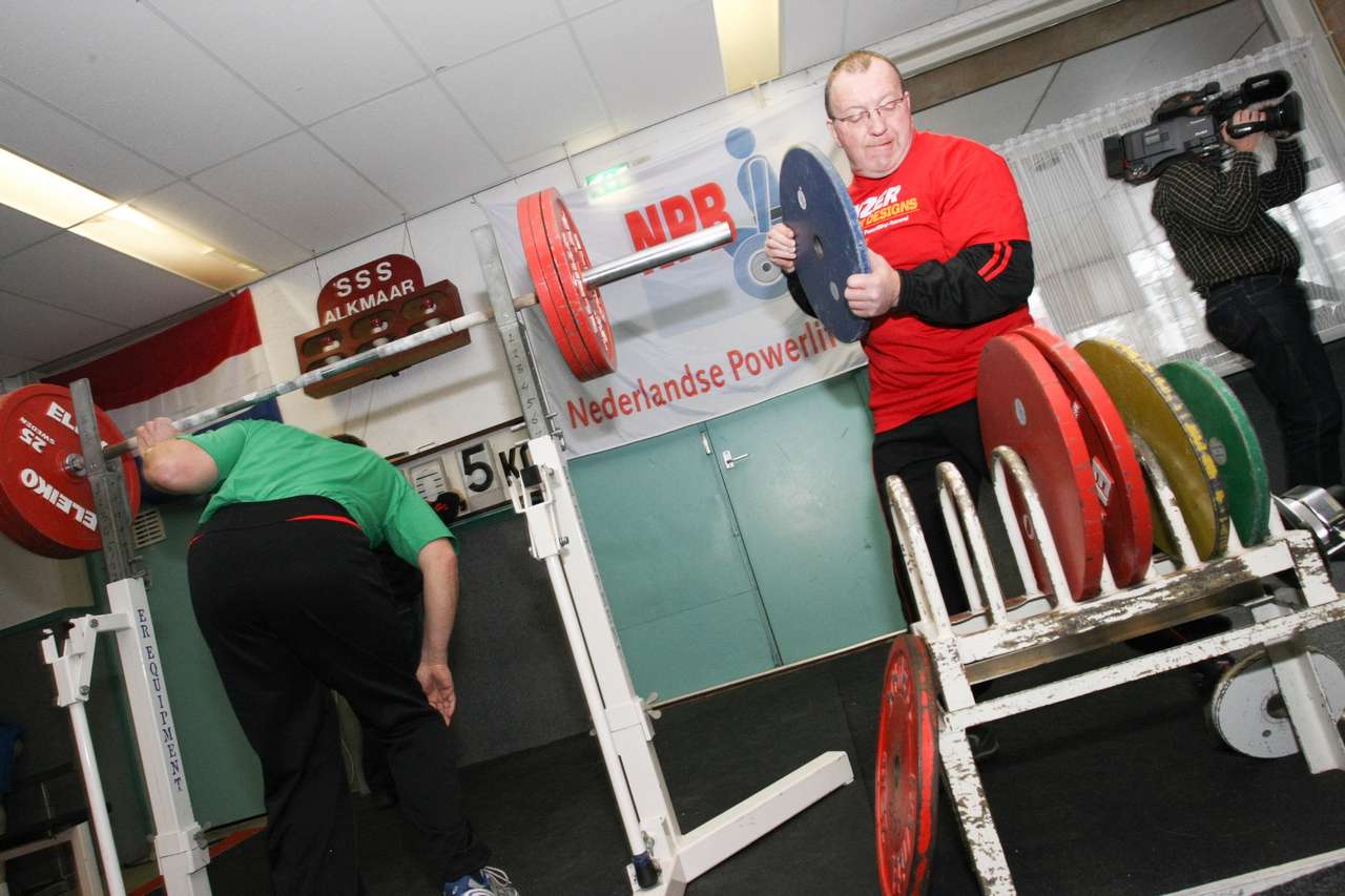 NK Powerliften bij S.S.S. Alkmaar goed bezocht (FOTO's)