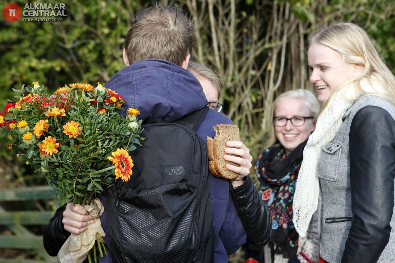 Stille tocht als afscheid van Antje Apeldoorn (FOTO's)