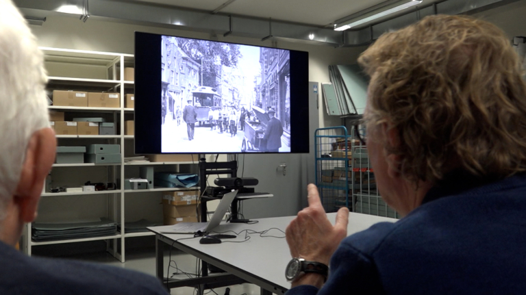 Verborgen Alkmaarse geschiedenis schittert in jubileumfilm ‘Alkmaar op Film’