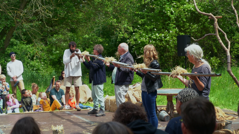 “Een cadeautje voor De Mare”: weer zomerse festivalsfeer in Rekerhout