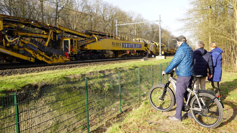 ‘The Lady’ vernieuwt spoor tussen Heerhugowaard en Hoorn